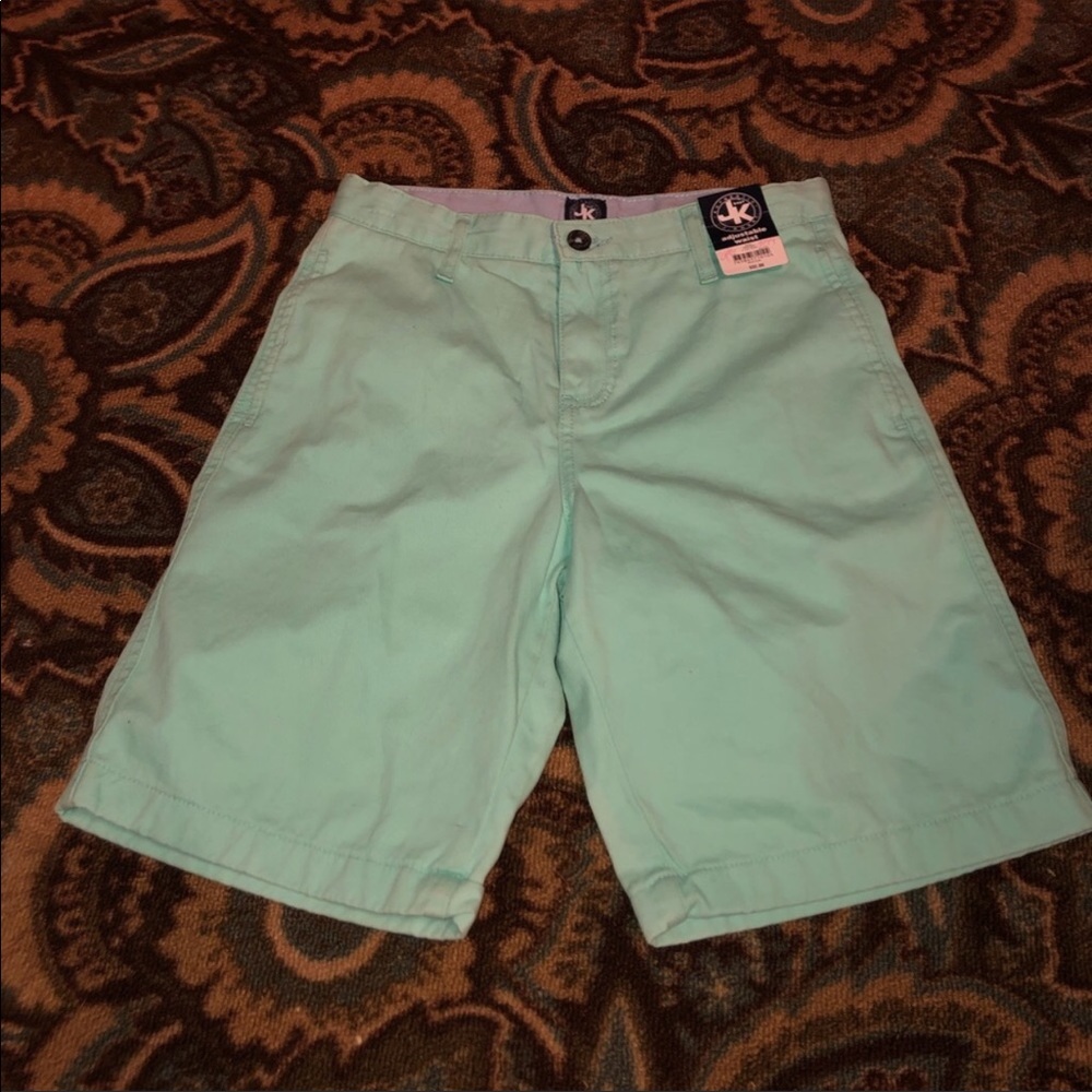 Aqua Mint 9” Flat front boys shorts NWOT ADJ waist
